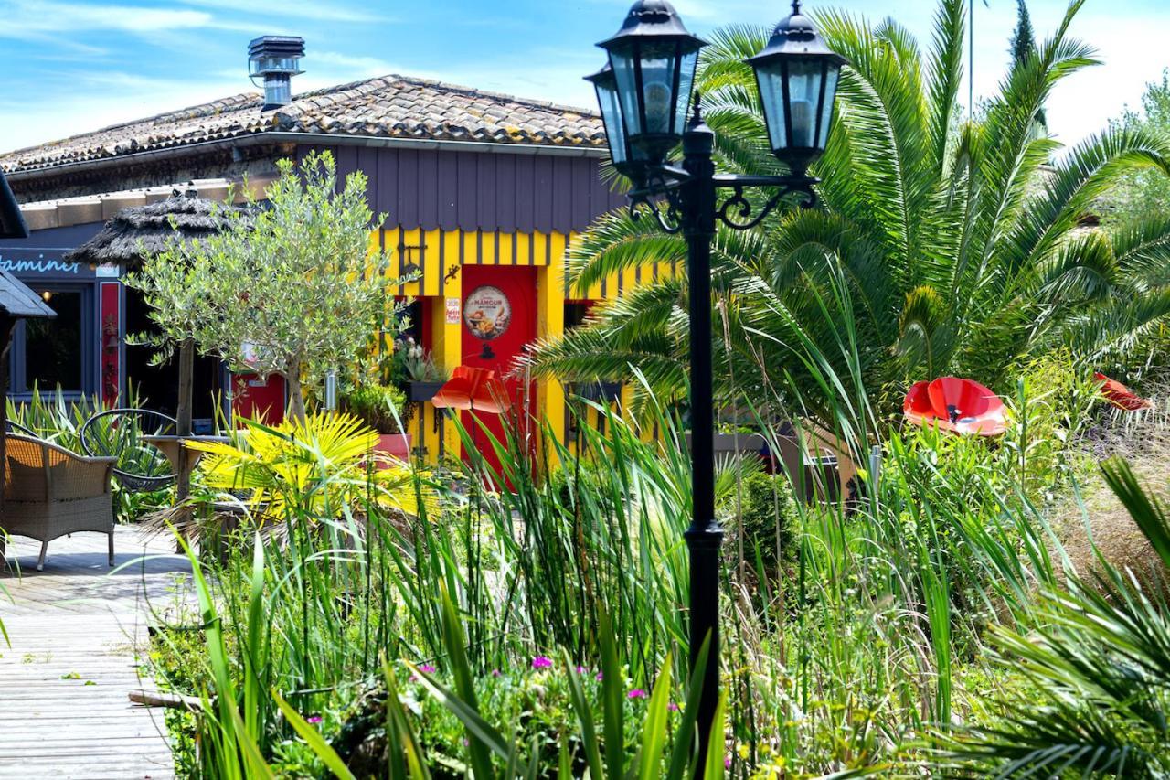 Fronsac  Le Bassin Du Tertre B&B 외부 사진