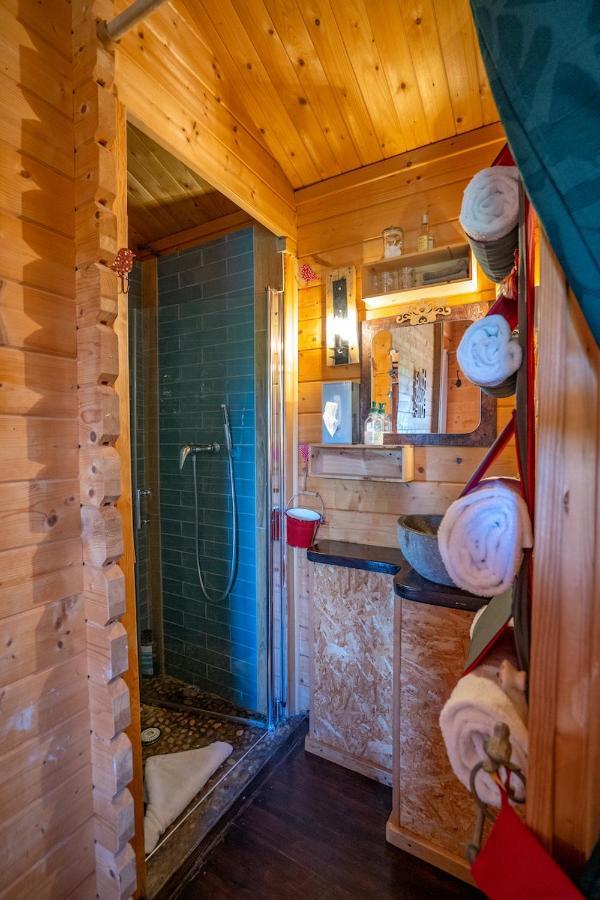 Fronsac  Le Bassin Du Tertre B&B 외부 사진