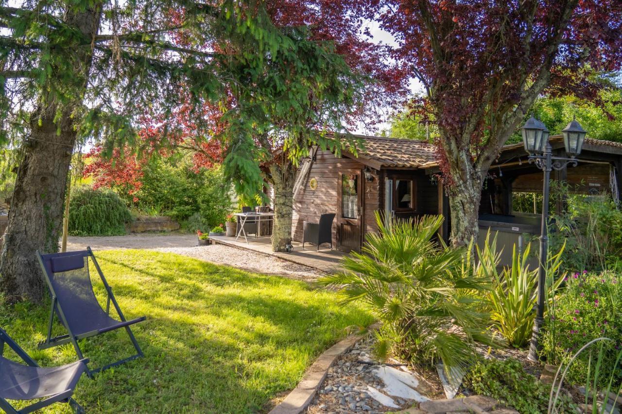 Fronsac  Le Bassin Du Tertre B&B 외부 사진