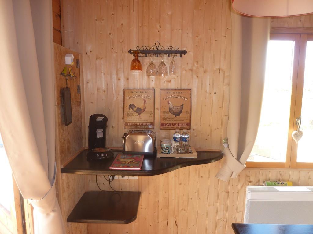 Fronsac  Le Bassin Du Tertre B&B 외부 사진